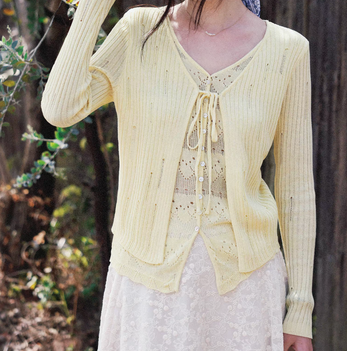 Lyocell linen connected two pieces like ribbon cardigan / blouse