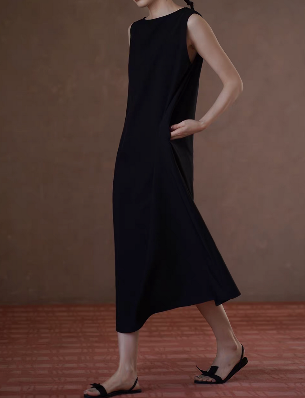 Thumbnail: Asymmetric shoulder pleats black poly rayon sleeveless maxi dress
