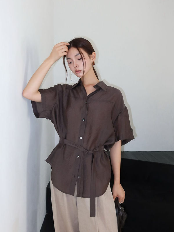 Belted lyocell nylon mid length buttoned sheet shirt 