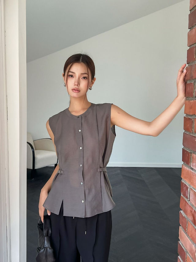 Summer wool poly lyocell sheer side buttoned slit belted detailed vest 14