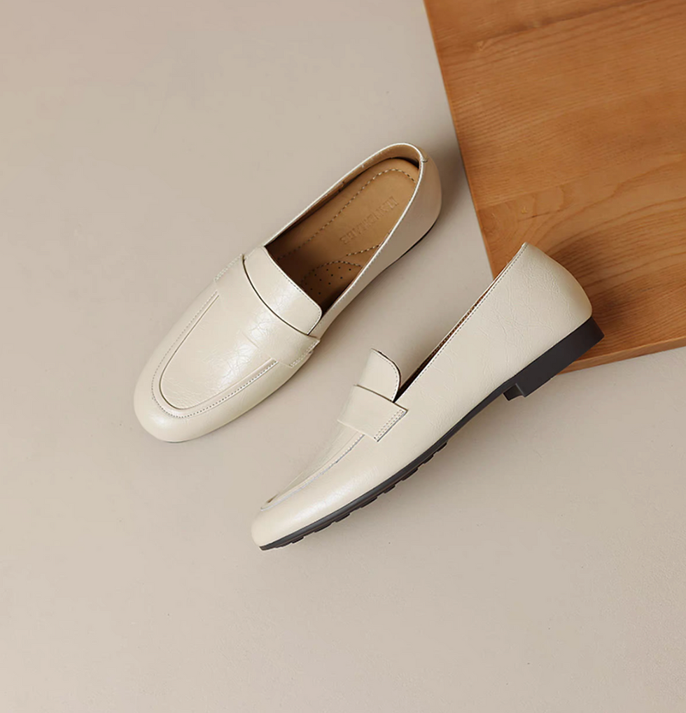 Thumbnail: Embossed calf leather soft loafers