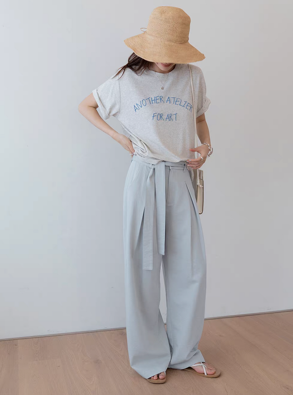 Thumbnail: Embroidered cotton shortsleeved art atelier tee