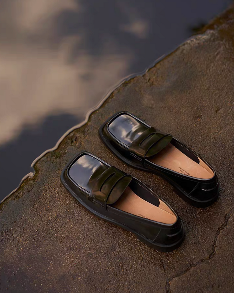 Thumbnail: Made in Paris Argentinian calf skin penny saver black loafers
