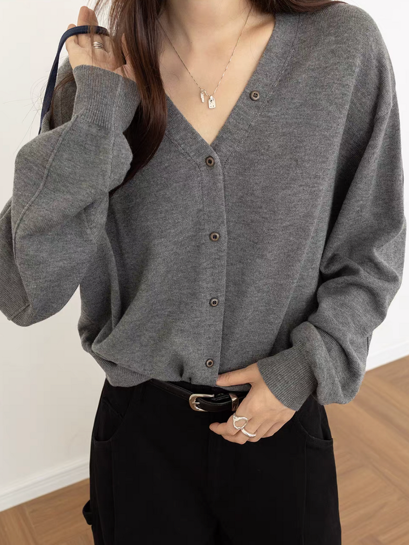 33% Wool rayon poly buttoned V neck contour knitted cardigan 9