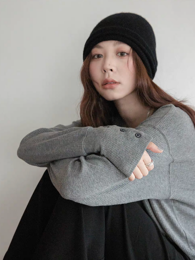 V neck embossed 20% wool cotton rayon spandex buttoned sleeves sweater 13