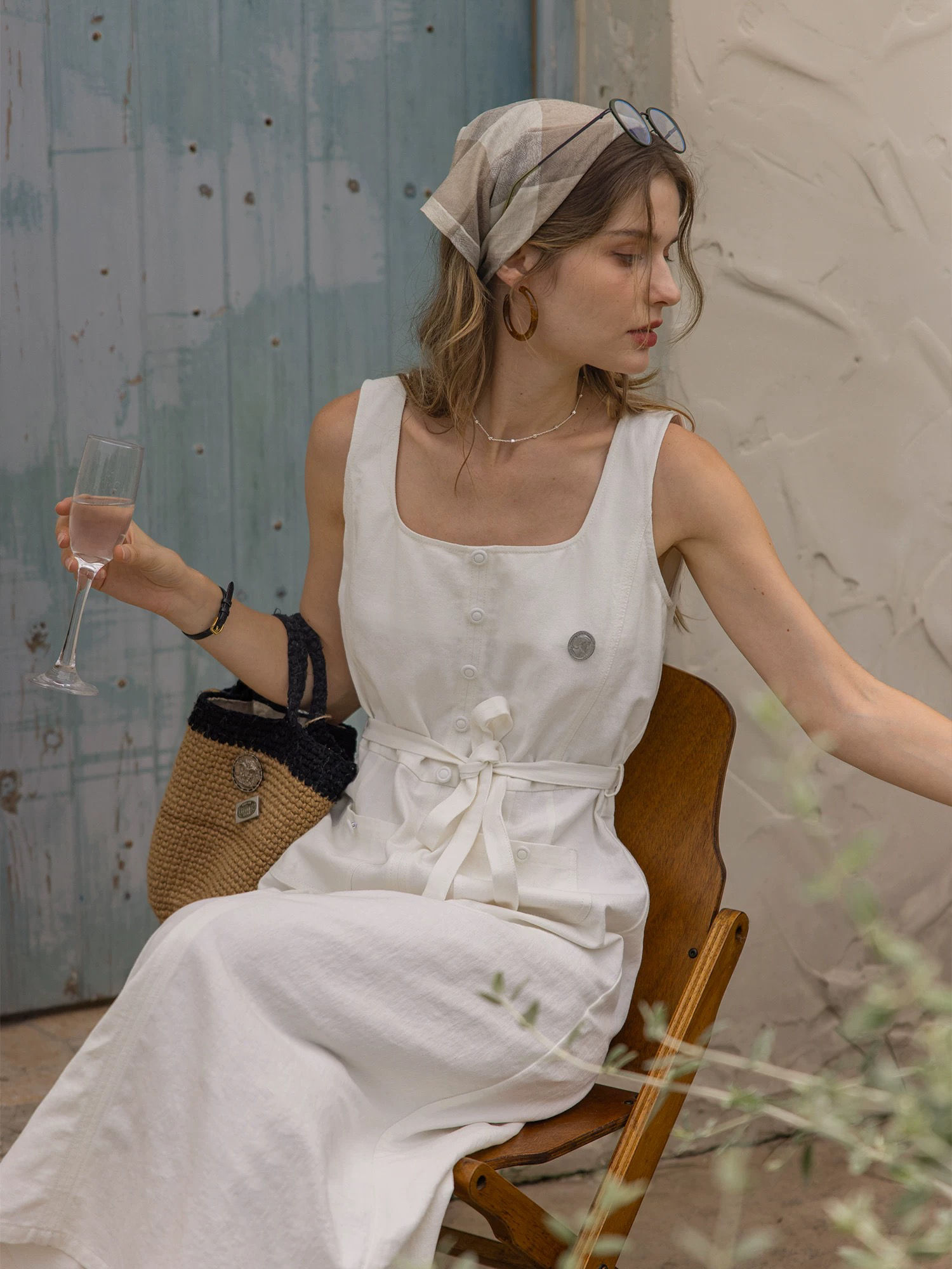 Belted metal engraived pin sleeveless tencel linen denim dress