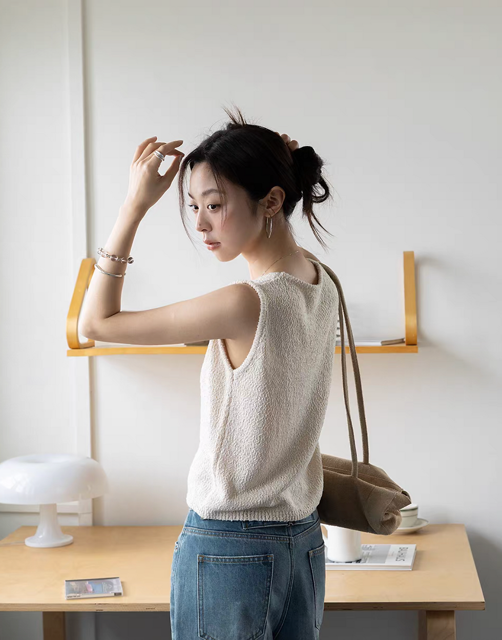 Thumbnail: Nylon rayon buttoned V neck knitwear