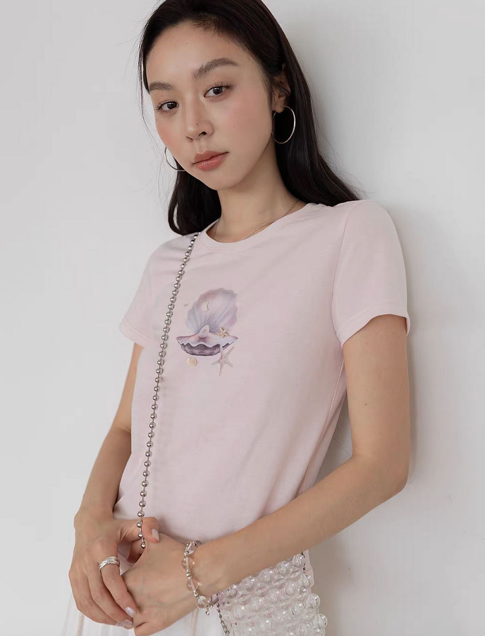 Thumbnail: Shell & Pearl cotton crewneck decos tee