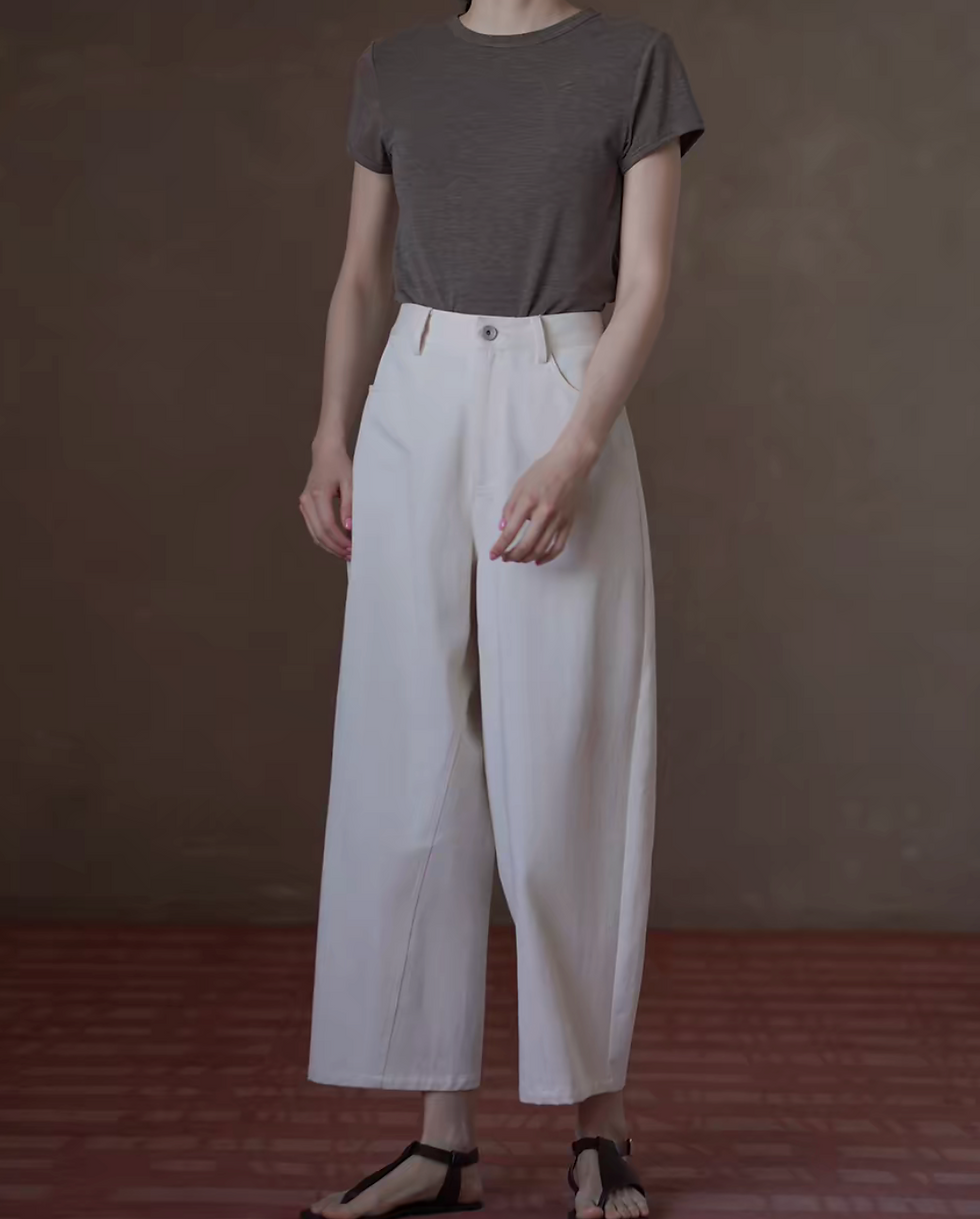 Thumbnail: Ivory diagonal seam back adjustable strap denim cotton pants