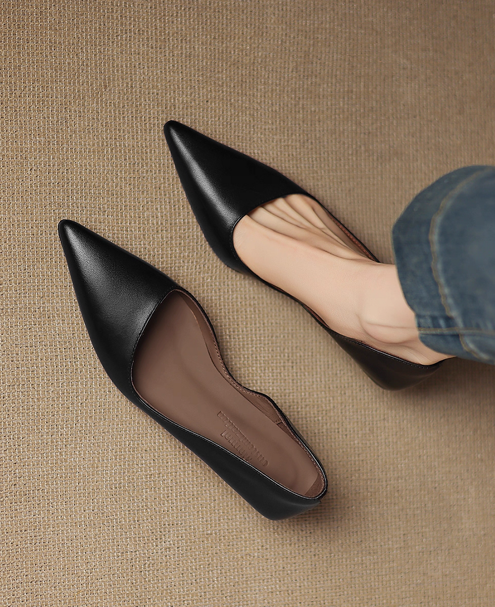 Thumbnail: Soft calf leather pointy brushed off stilettos