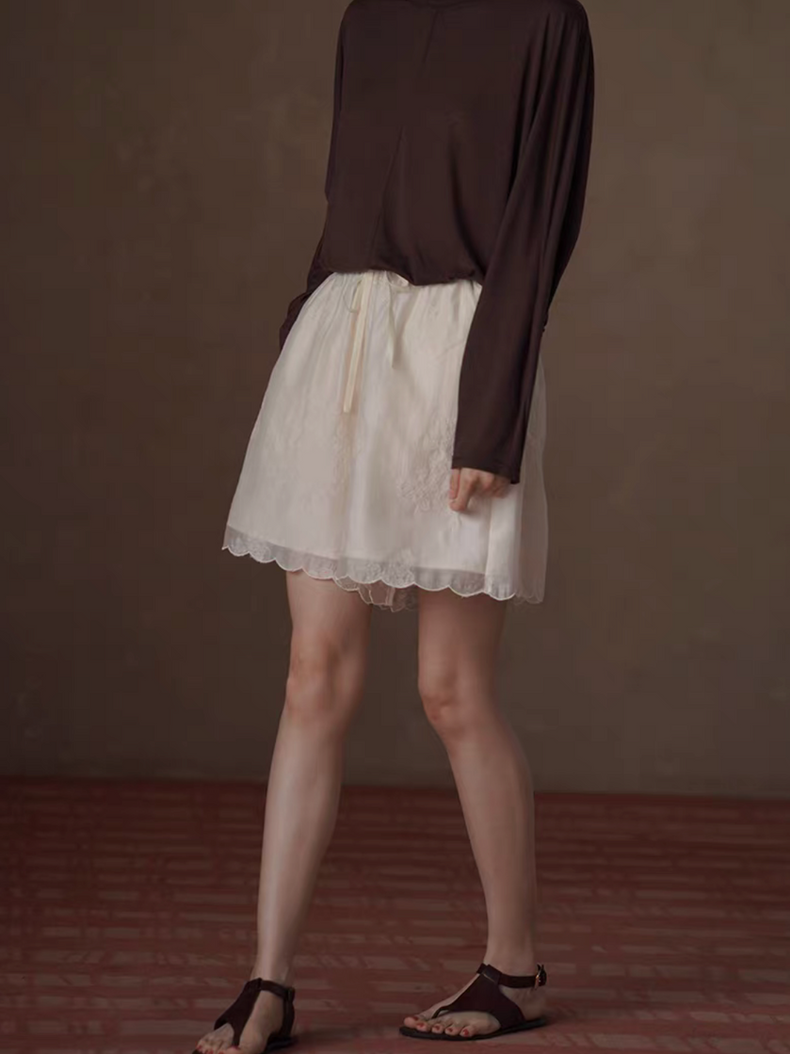Ivory crochet lined tencel poly elasticated floral shorts 7