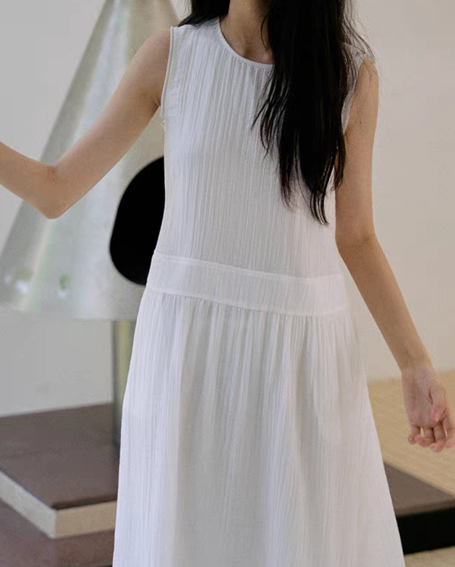 Thumbnail: Embossed tencel poly lined pleated sleeveless dress