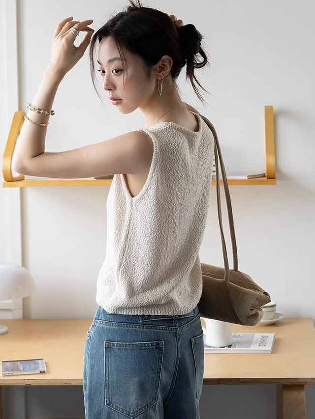 High rise back adjusted buckle strap straight leg denim ripped jeans 9