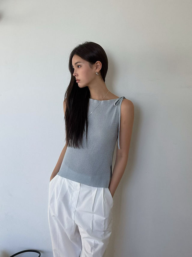 Shoulder knot rubbed stretchy side slit cotton nylon knitted vest 7