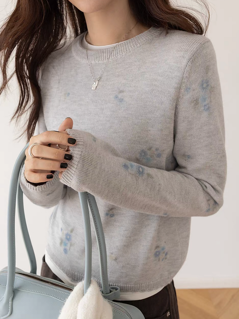 Floral patterned poly rayon knitwear 1