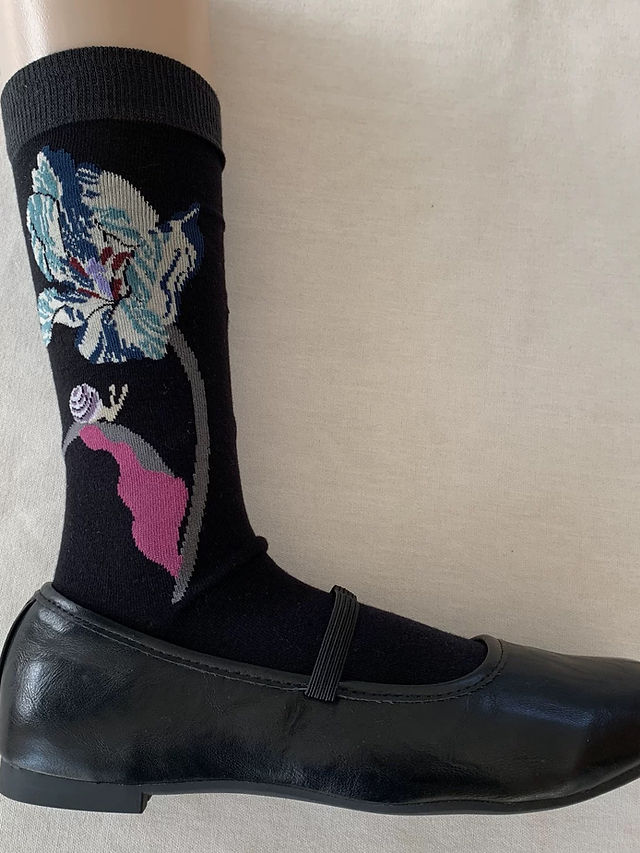 Mina Perhonen Japan abstract floral socks 4
