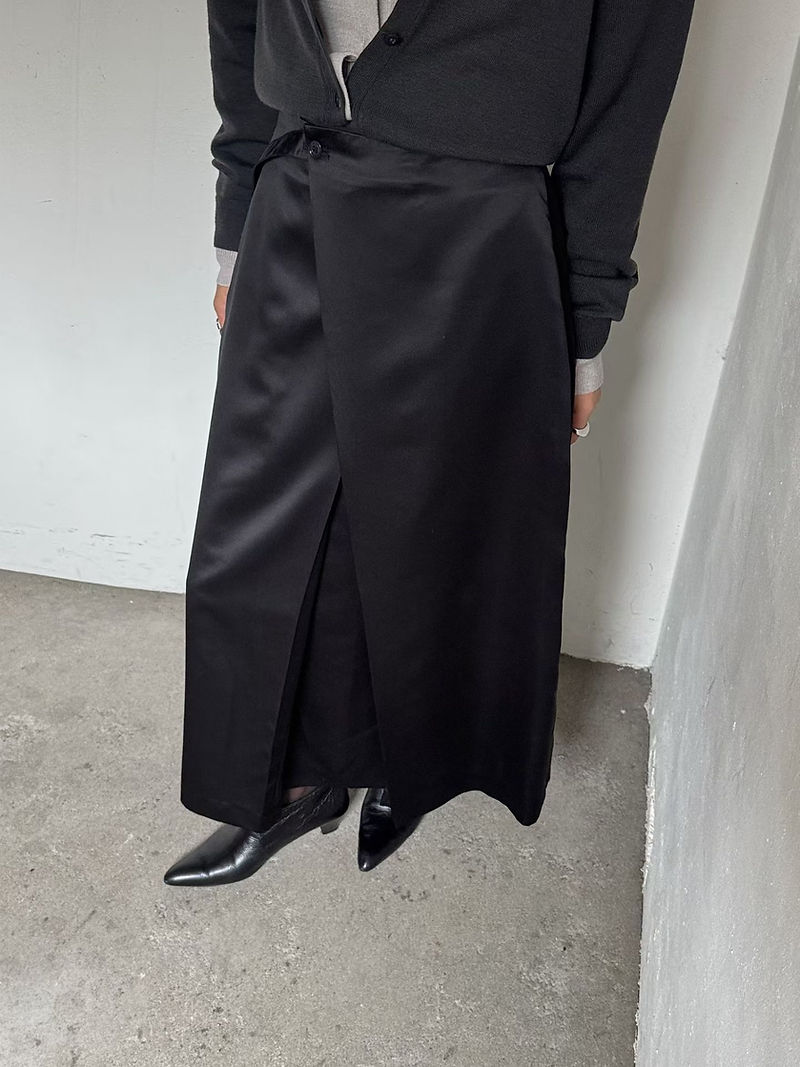 Poly satin pleated asymmetric high waisted A line skirt  2