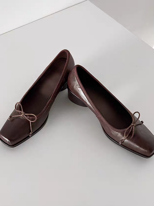 Lambskin brushed off color ribbon round low heels 12