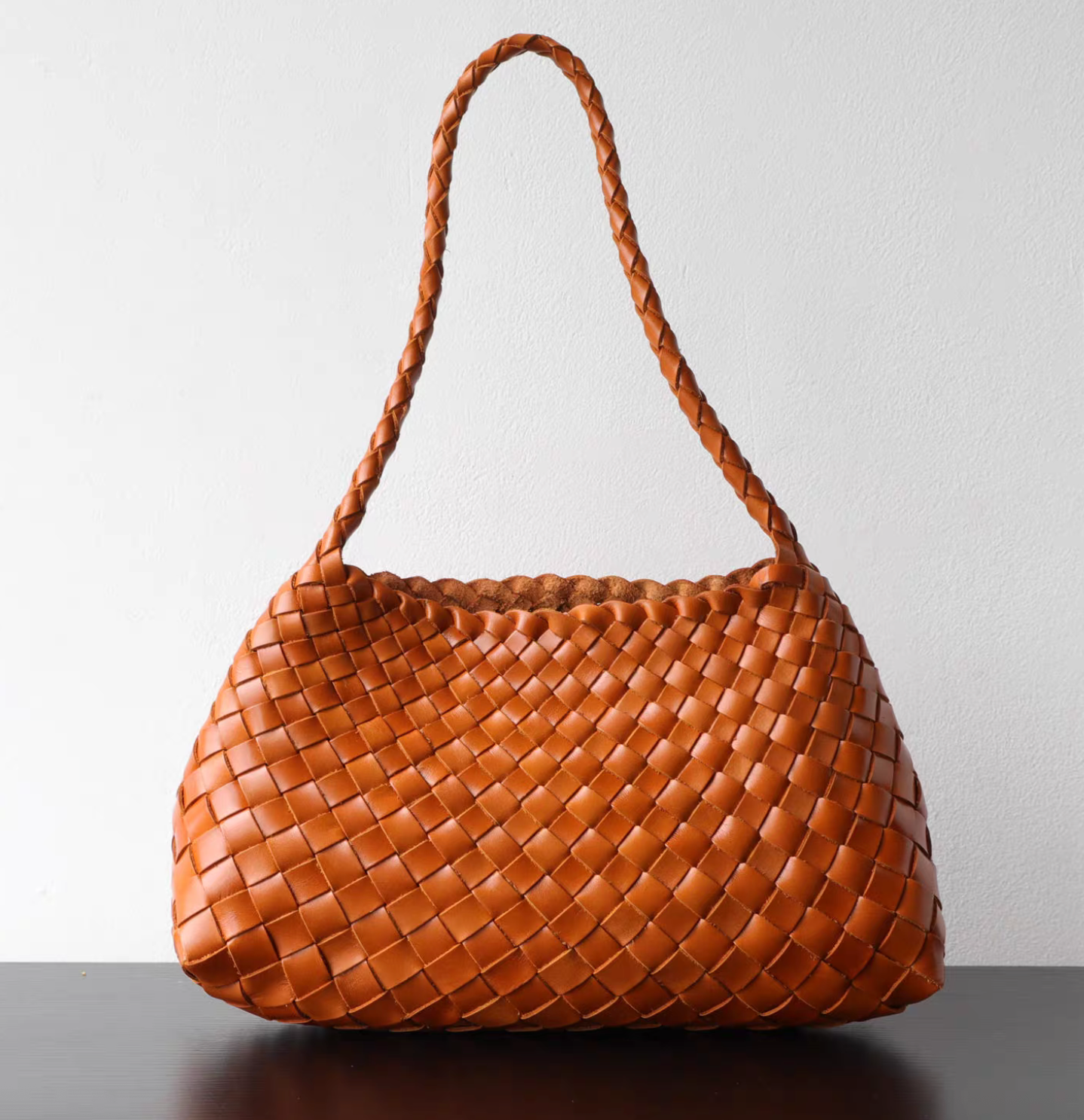 Interweaved calf leather trapezium shoulder + handle bag