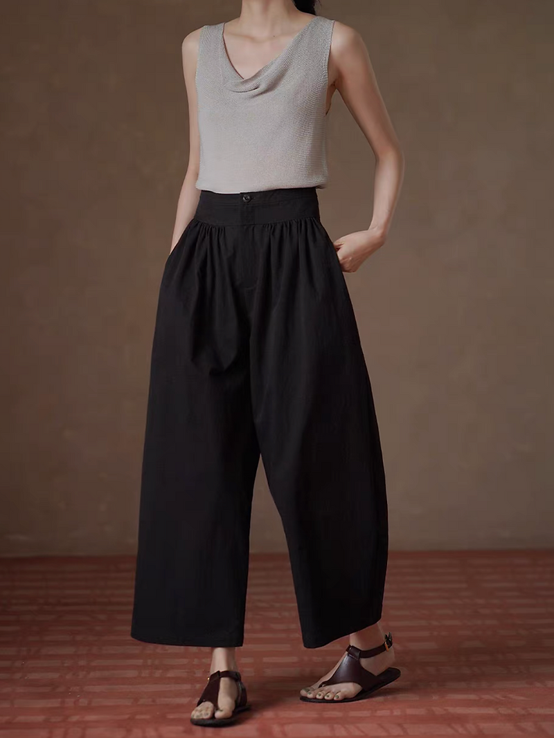 High waisted black cotton poly barrel taper pants 1