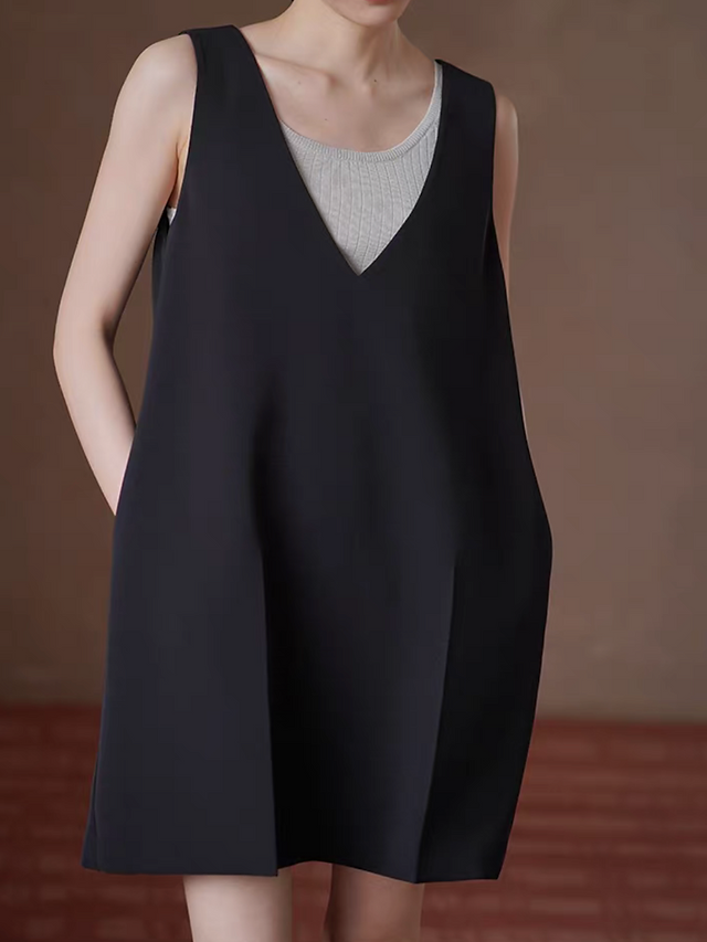 Black deep V low back poly rayon contour dress 4