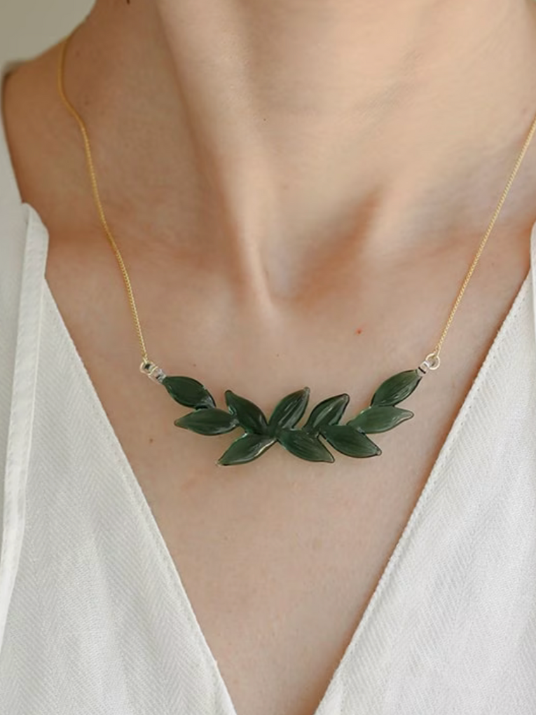 Handmade Hario yureha Maako Kido green tinted leafy glass necklace 2