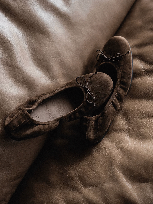 Made in Italy Italian suede sheep skin ribbon elasticated ballerina flat 9