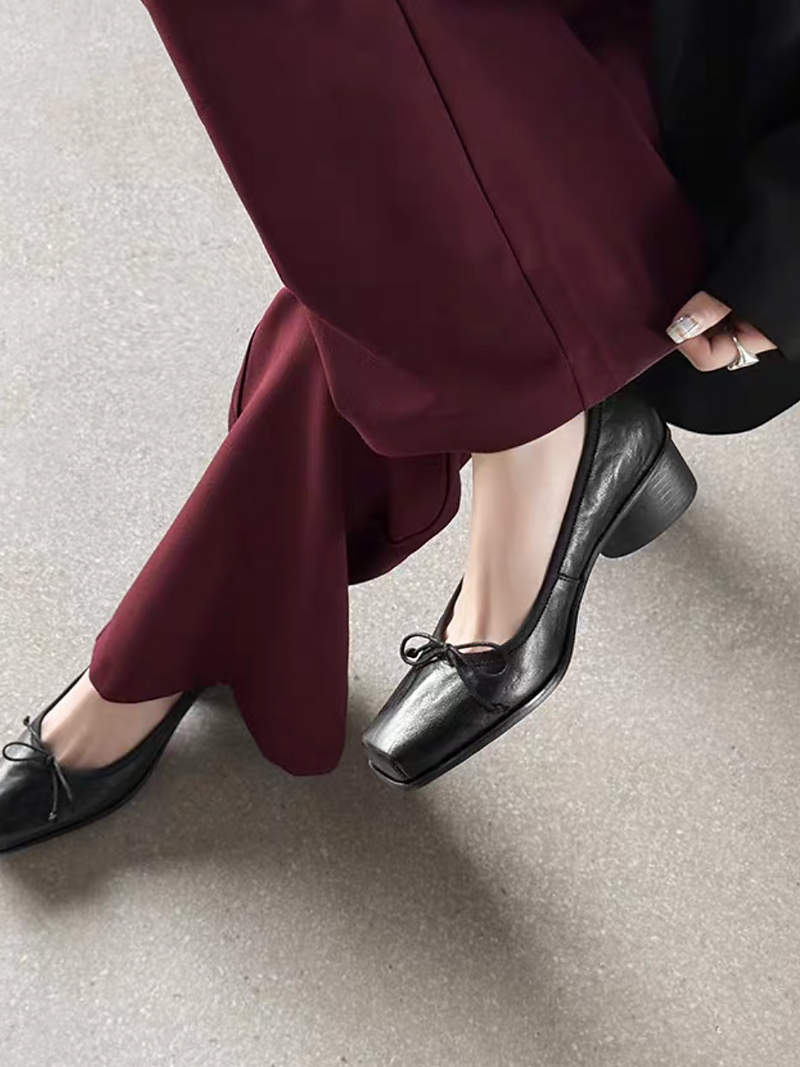 Lambskin brushed off color ribbon round low heels 13