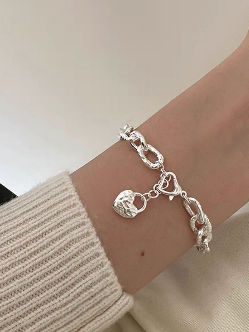 Engraved heart & loops 925 silver bracelet 1