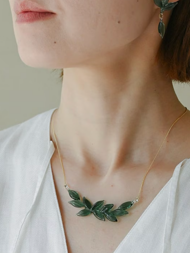 Handmade Hario yureha Maako Kido green tinted leafy glass necklace 9