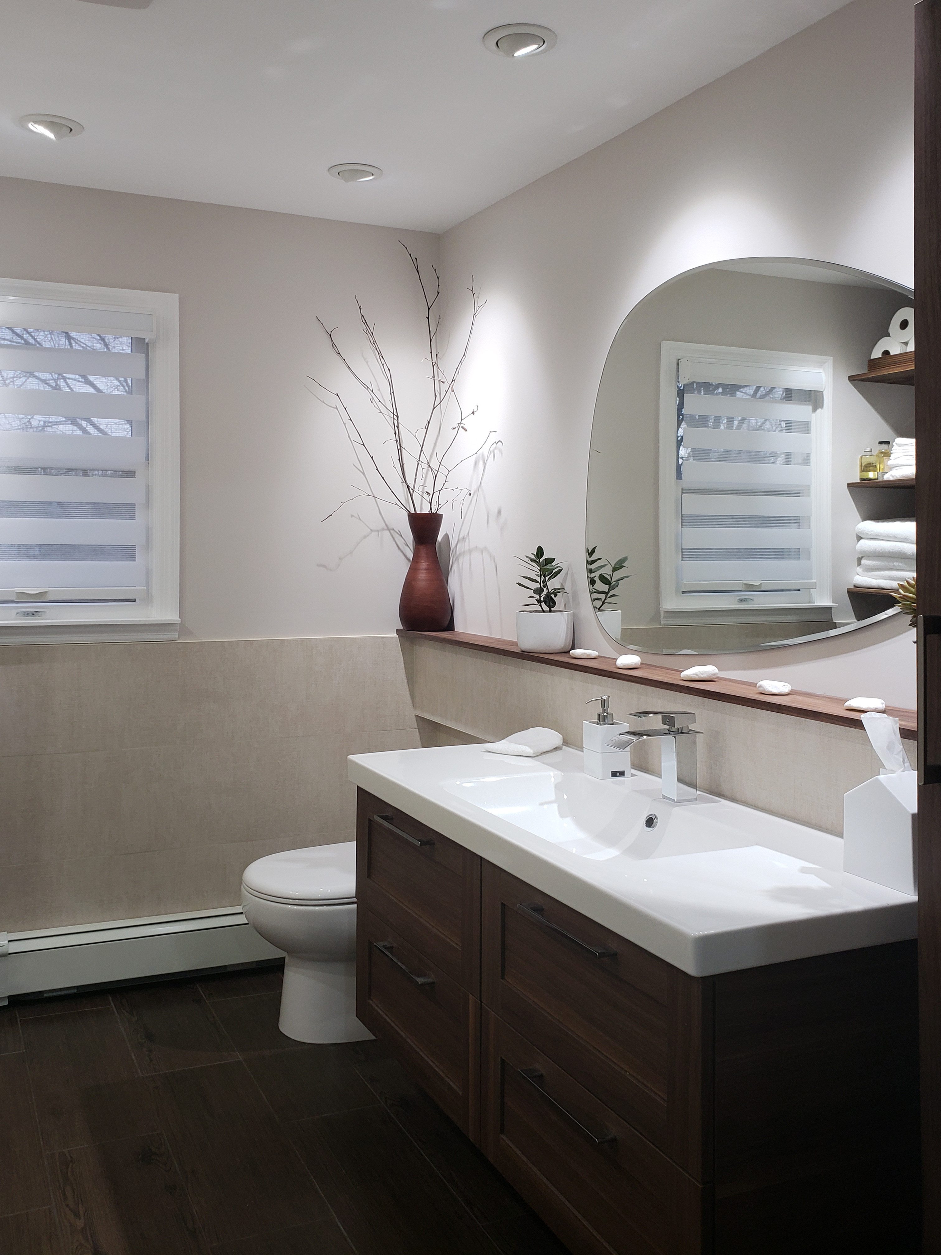 Hallway Bathroom After