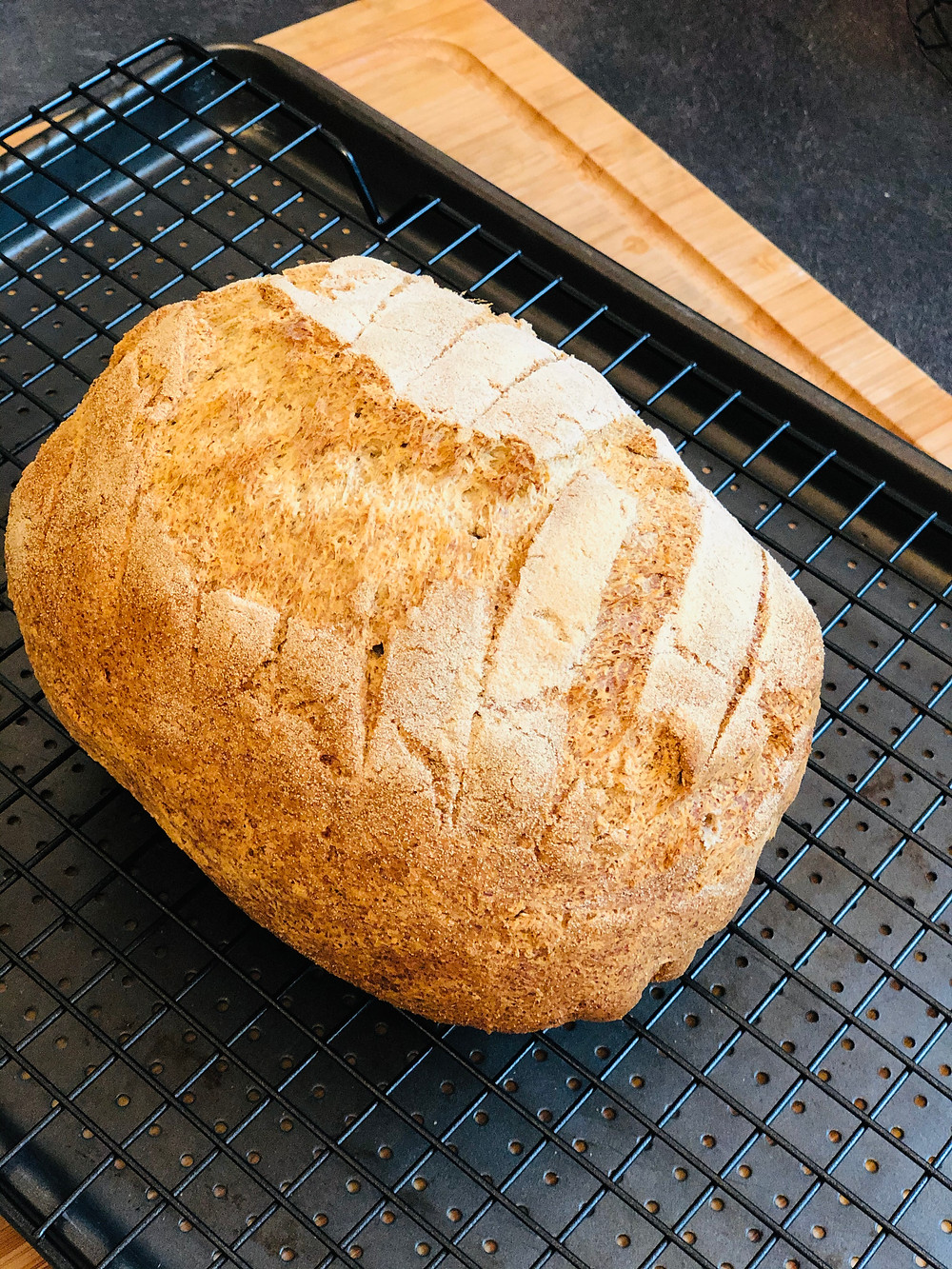 Rustikales Sauerteig-Kartoffelbrot (Low Carb & Keto-freundlich)