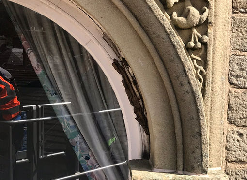 windows needing repair