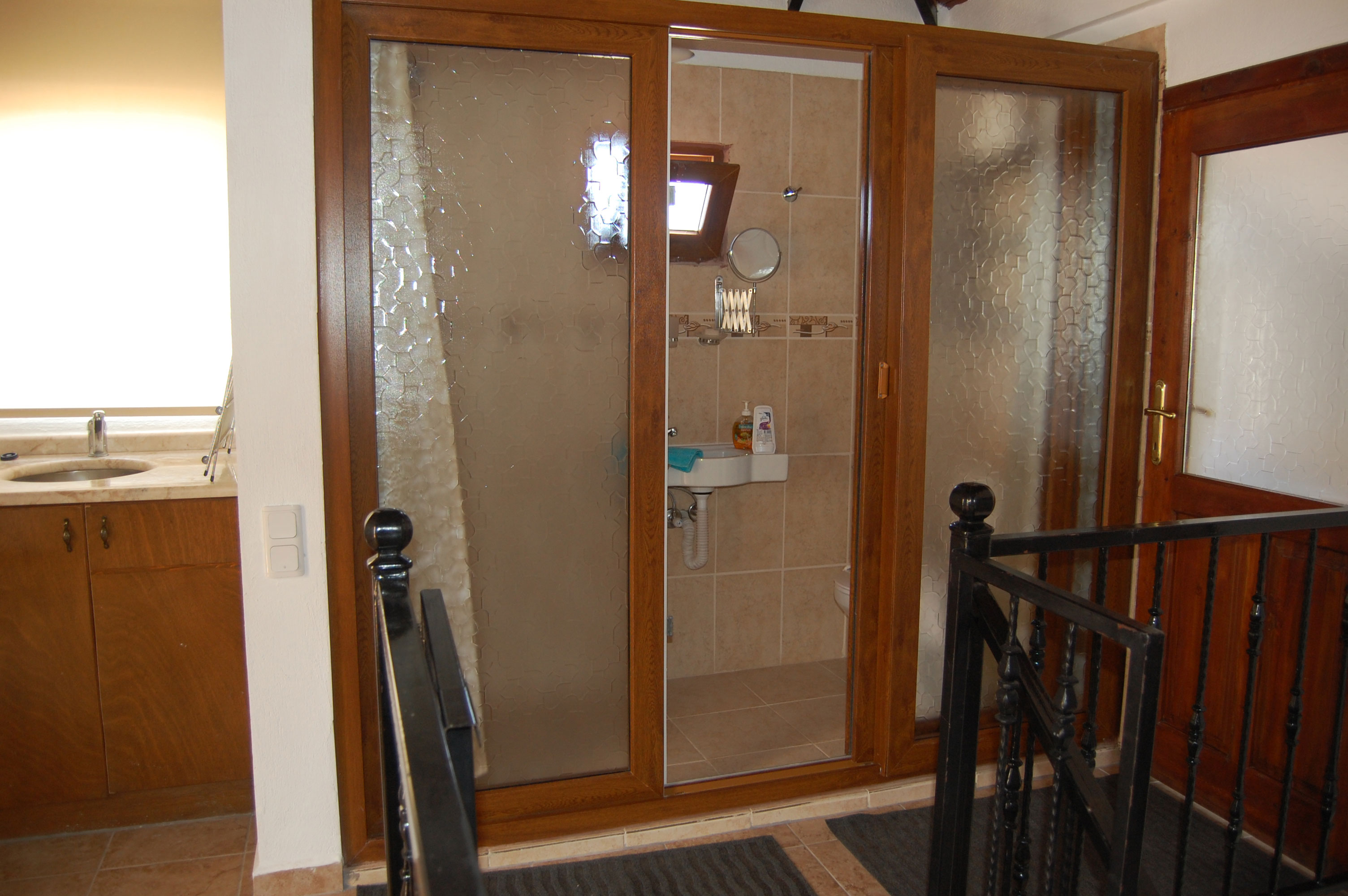 Bedroom 4 bathroom