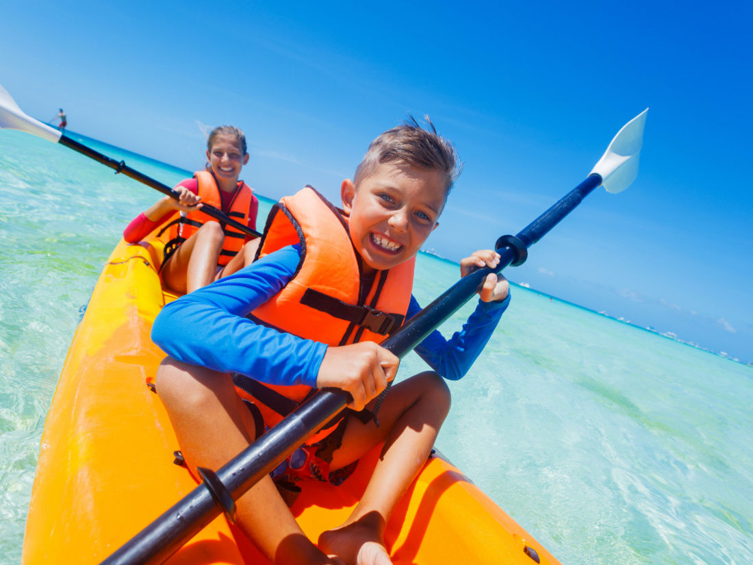 Paddle Together on a Double Kayak in Abu Dhabi - Gift Voucher - Ithara.ae