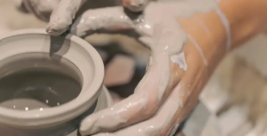 Миниатюра: 4 Pottery Classes gift voucher dubai