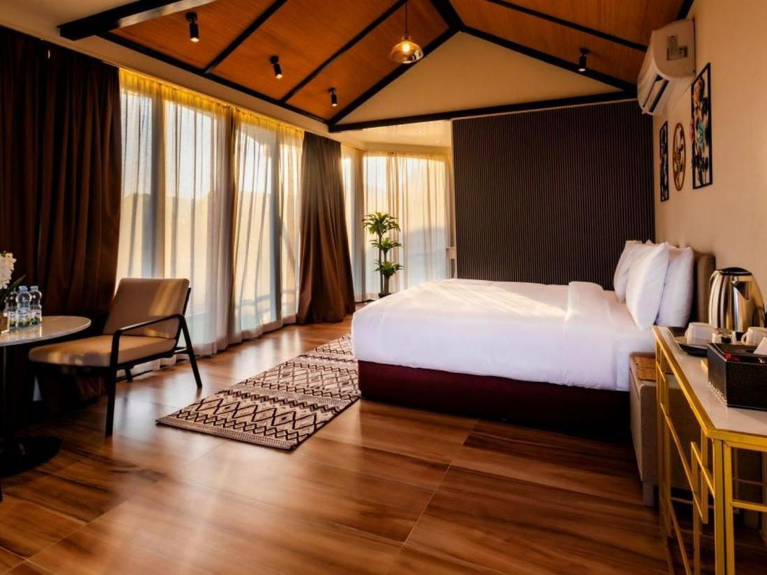 Dome Tent Overnight Desert Stay for Two Gift Voucher | Ithar
