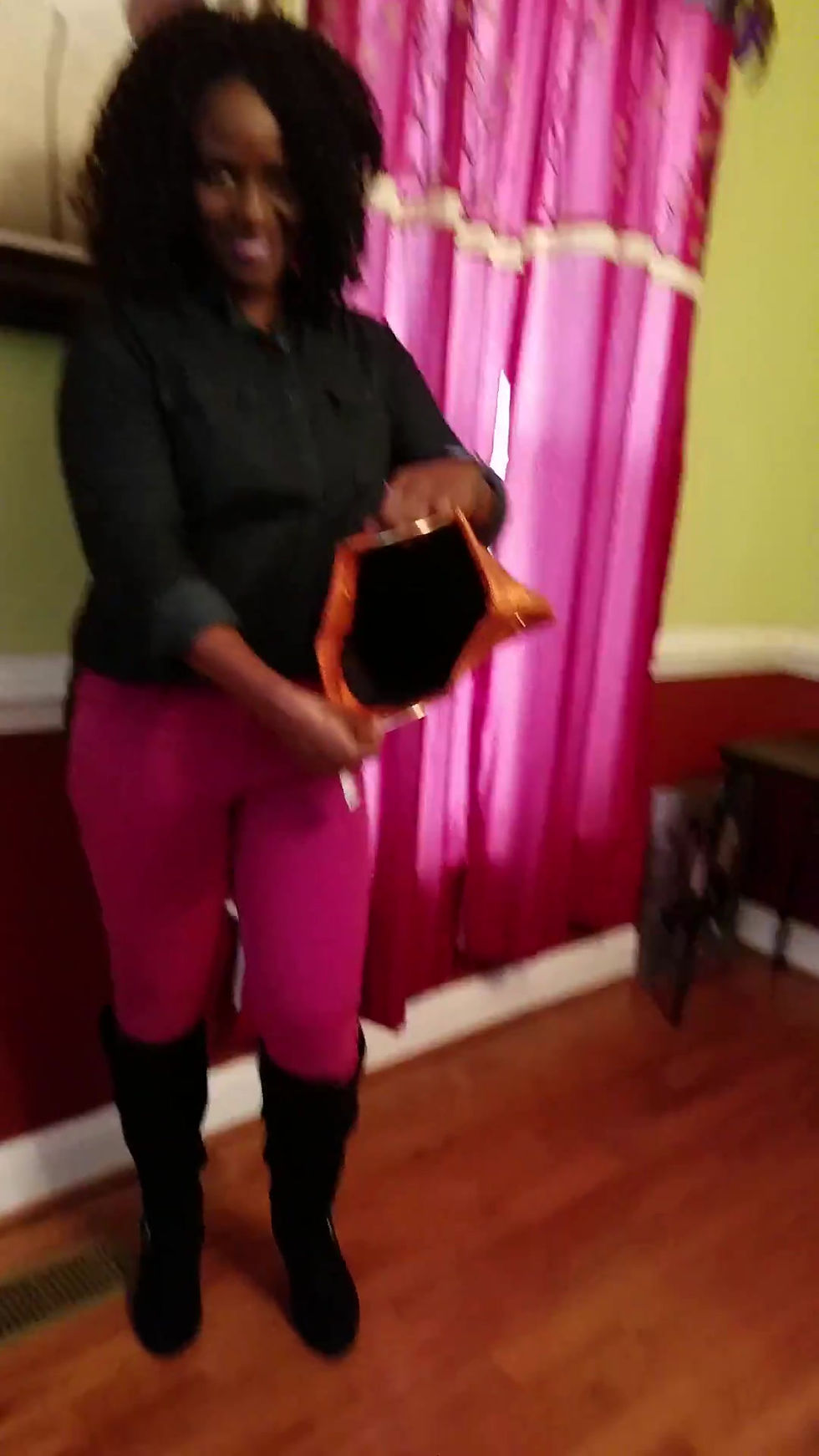 Thumbnail: Faux Snake Ring Clutch 