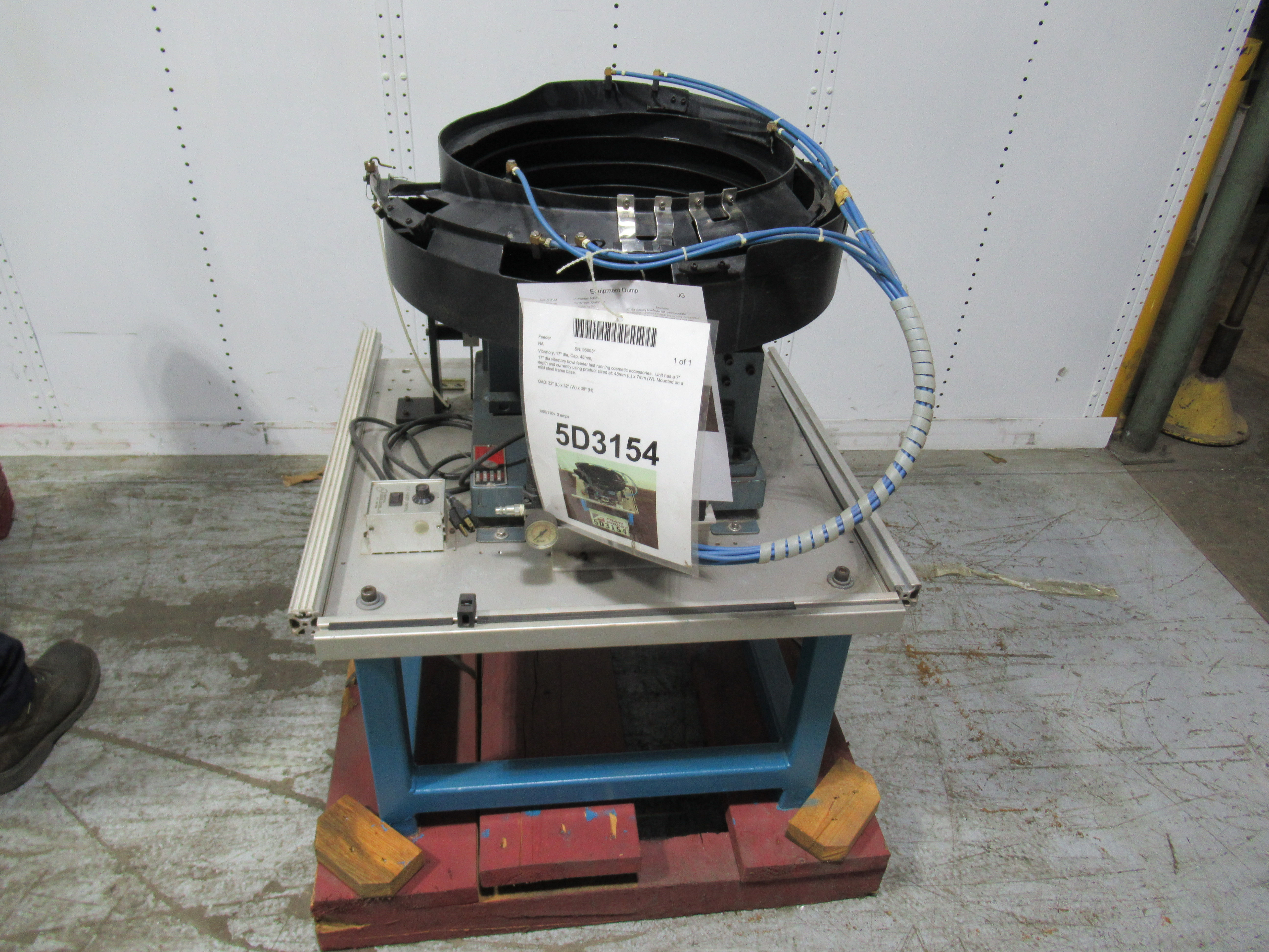 Vibratory bowl feeder