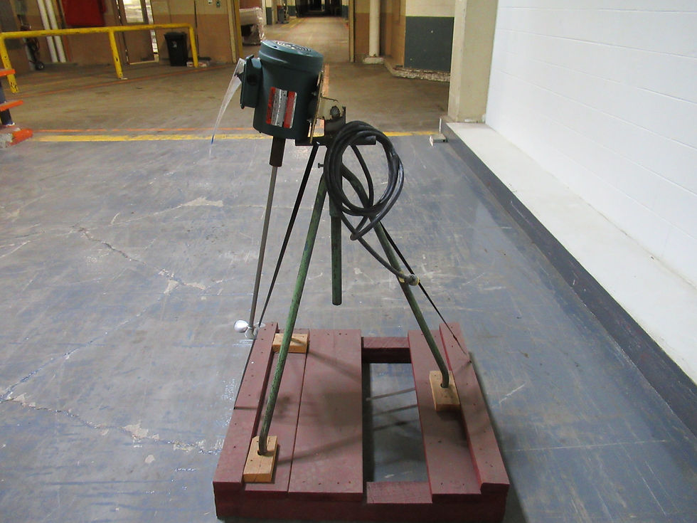 Thumbnail: 5" diameter, 3-fin, prop-style, mixer agitation