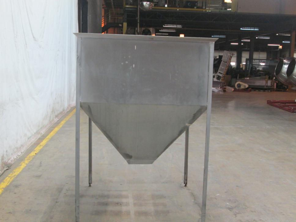 Thumbnail: Bulk feed hopper