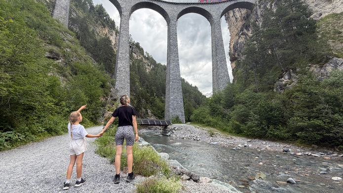 Familienausflug zum Landwasserviadukt