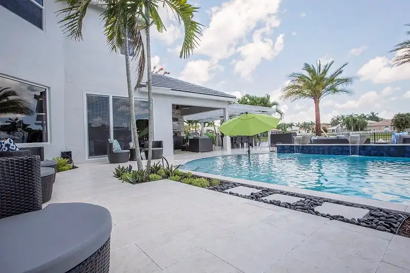 16x24 Crema Bella Marble Pavers