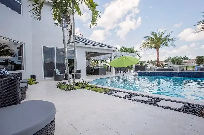 16x24 Crema Bella Marble Pavers