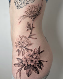 Lylou Tattoo - Floral tattoo