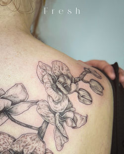 Lylou Tattoo - Floral tattoo