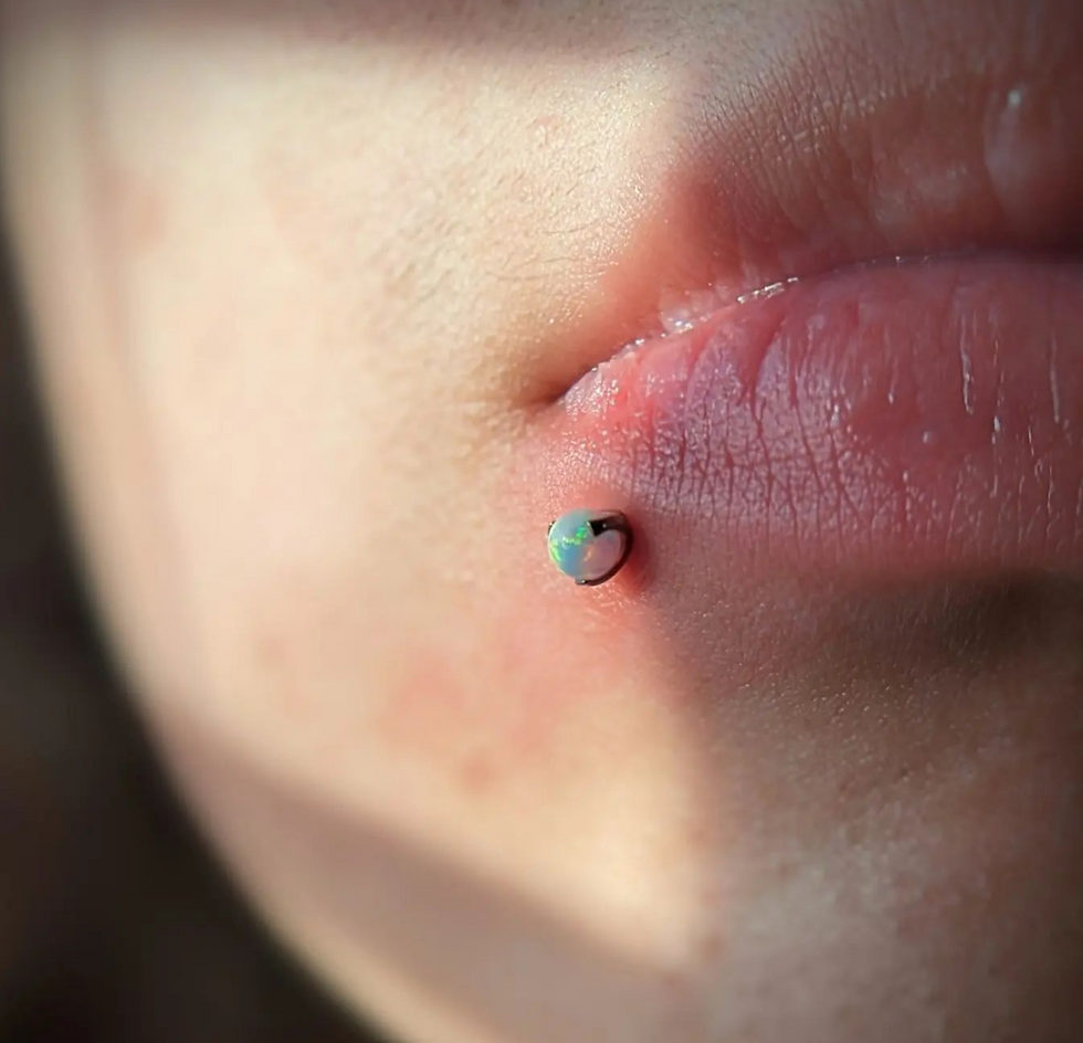 Feasterville - Trevose PA, Body Piercing Side Lip Piercing Neometal White Opal