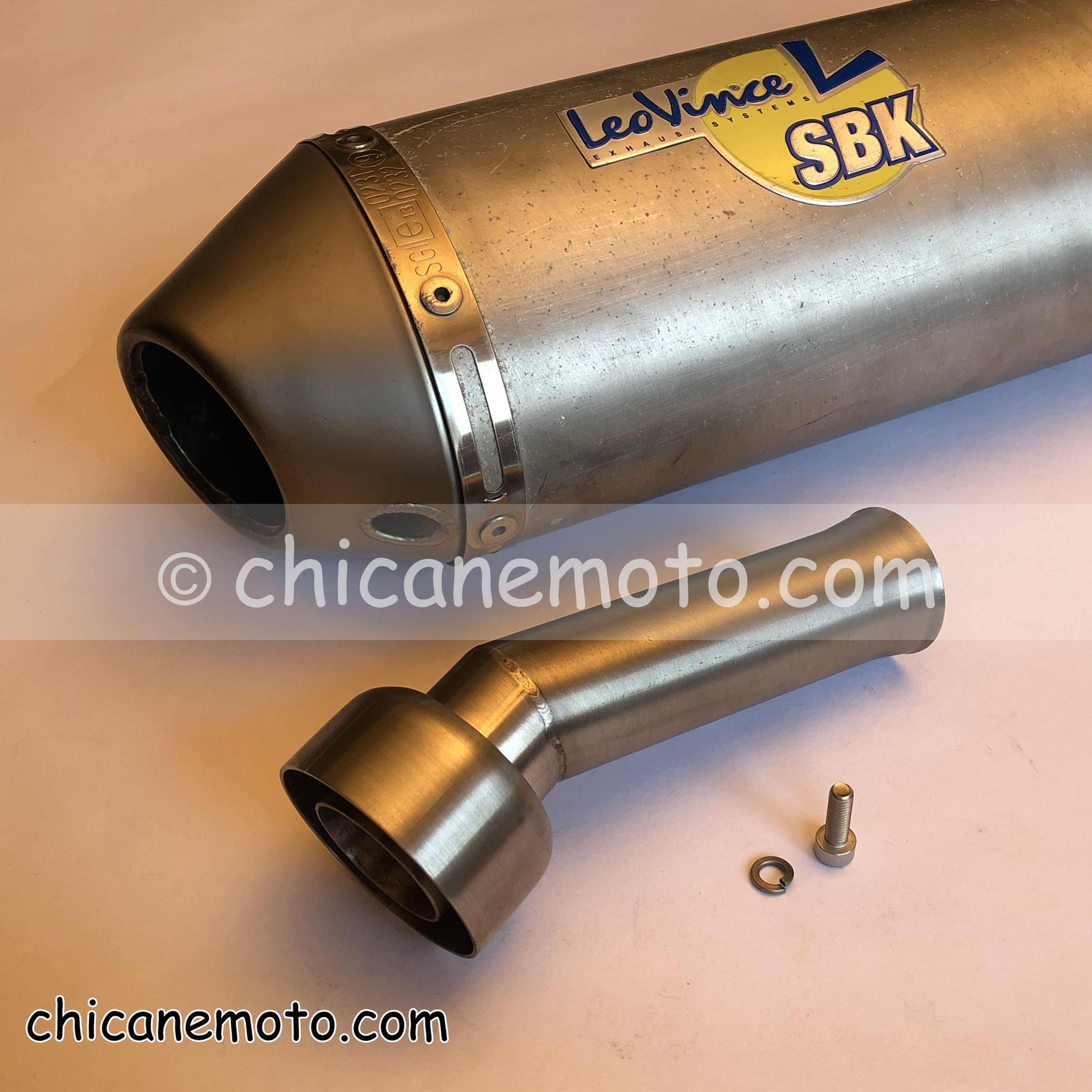 Chicane Ø52 pour Leovince "ouverte"