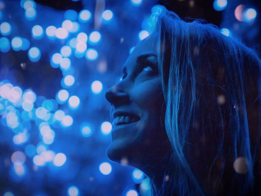 ¿Adiós a las pilas? Crean células que se "nutren" de luz LED