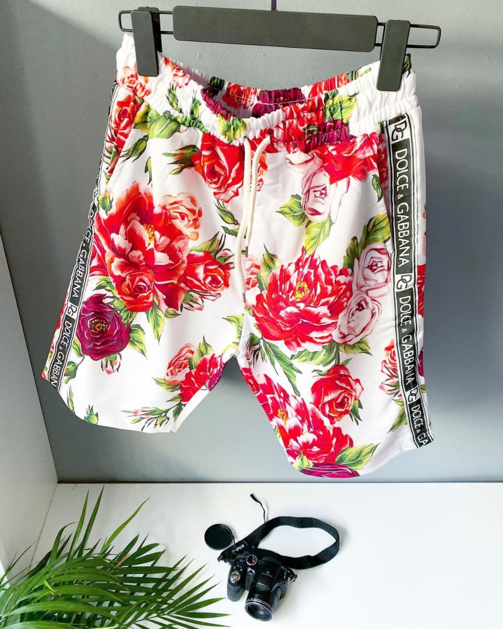 Шорты  DOLCE  GABBANA